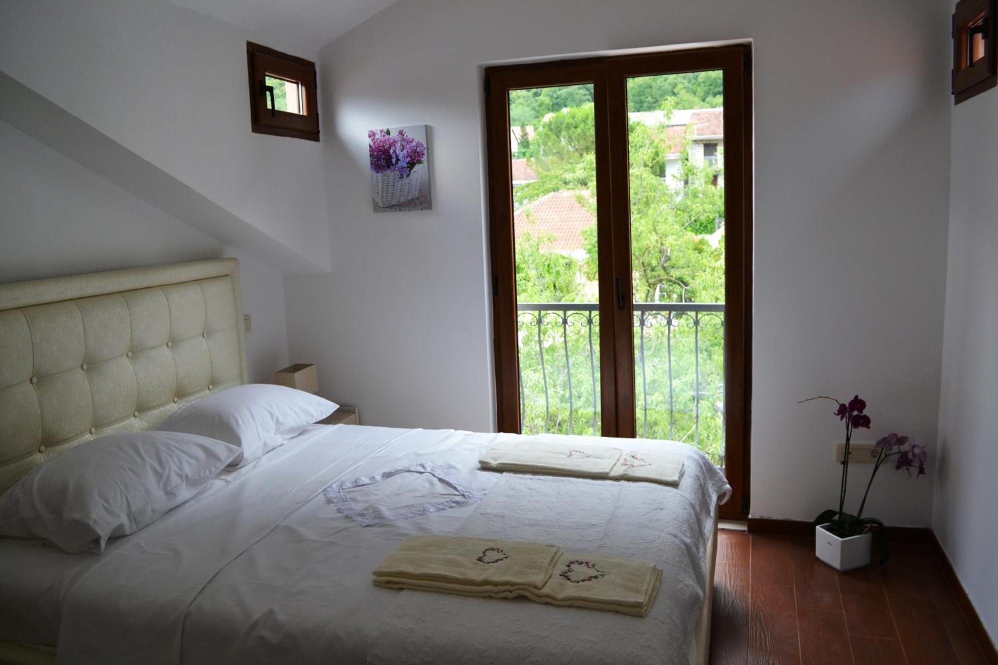 Bocche Di Cattaro Apartments ภายนอก รูปภาพ