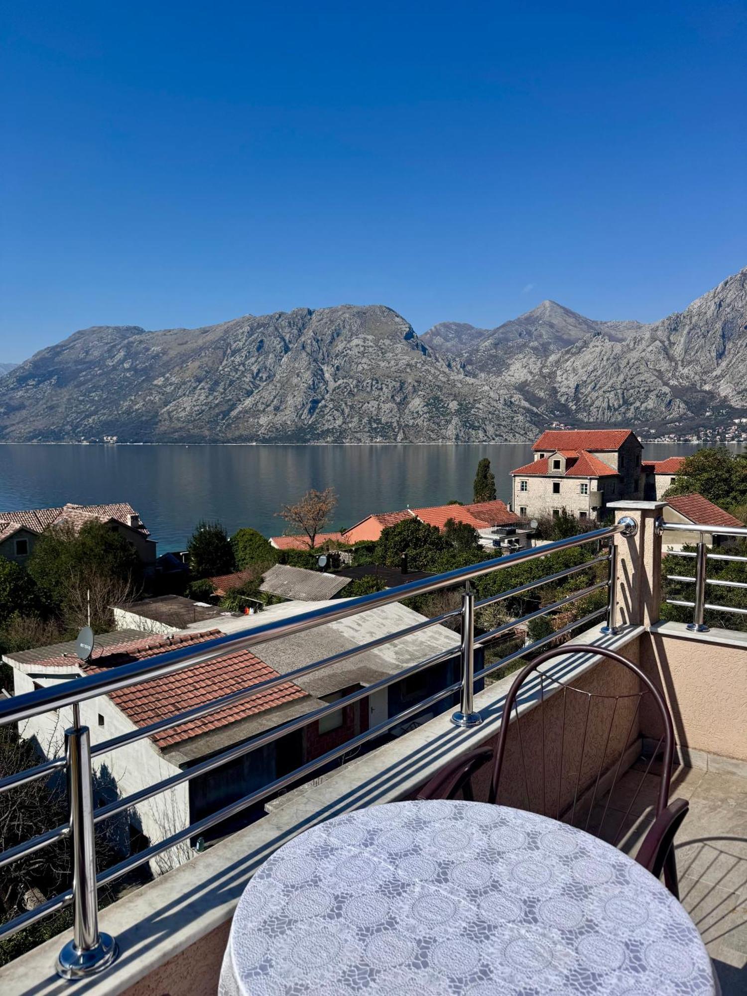 Bocche Di Cattaro Apartments ภายนอก รูปภาพ