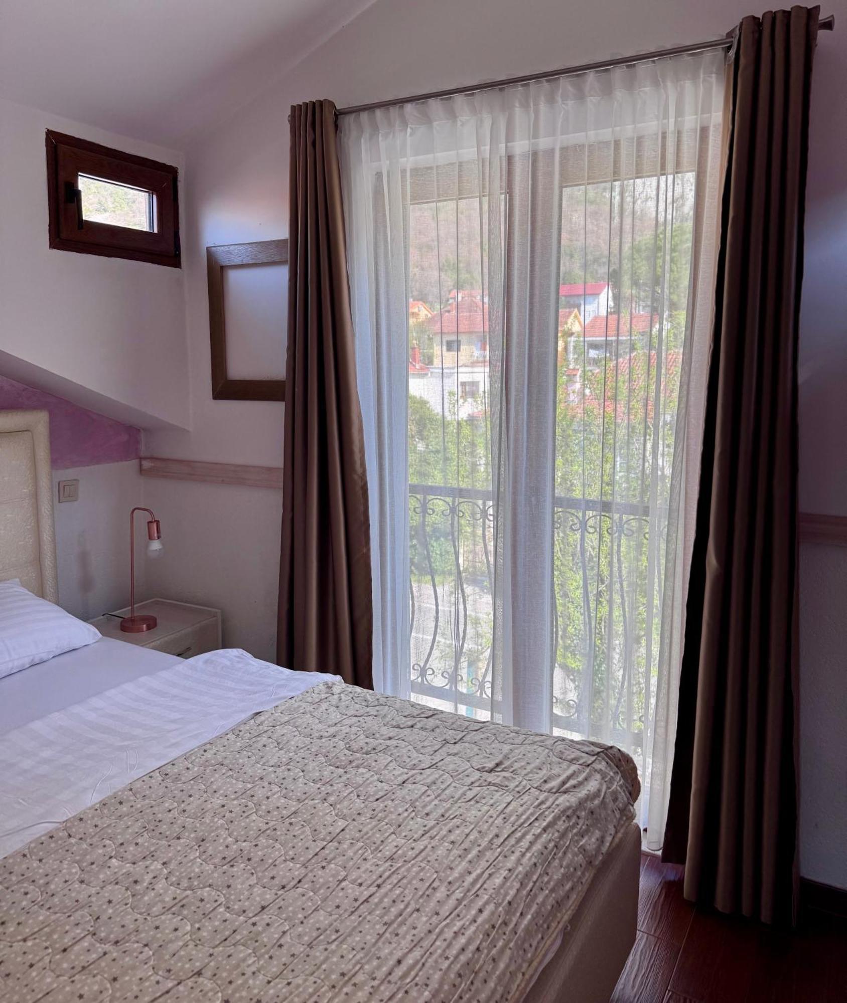 Bocche Di Cattaro Apartments ภายนอก รูปภาพ