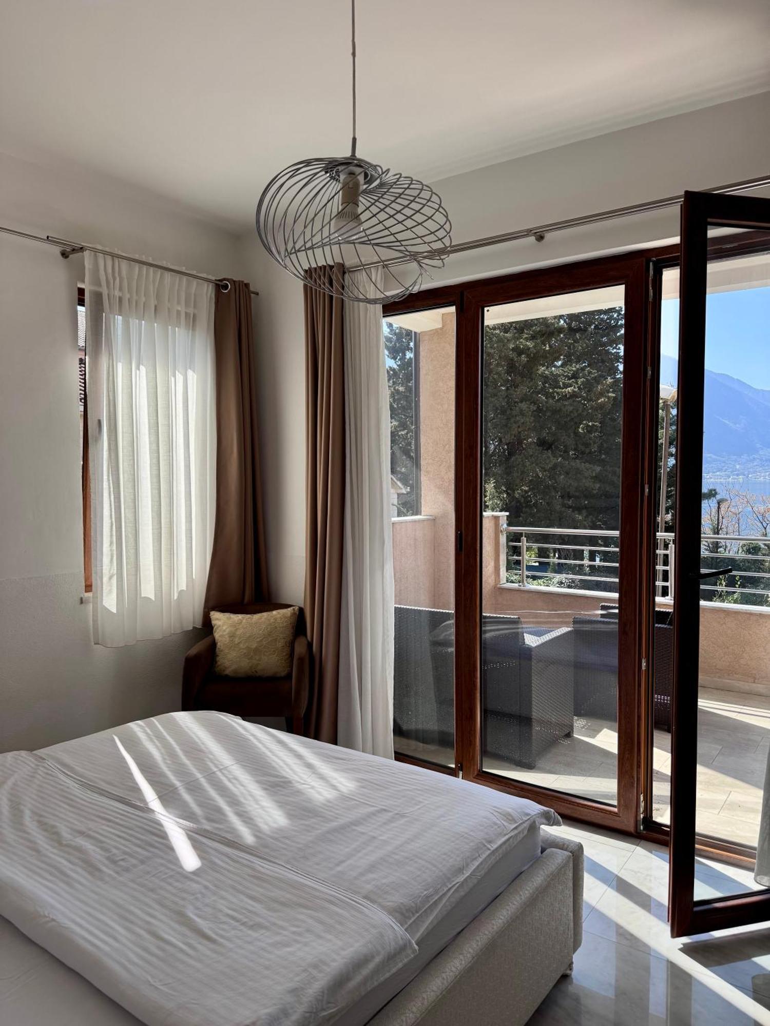 Bocche Di Cattaro Apartments ภายนอก รูปภาพ